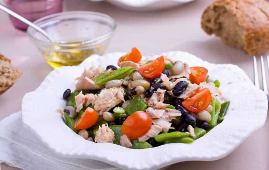 Kochen mit Tiefkühlbohnen – gesundes Bohnensalat mit Thunfisch