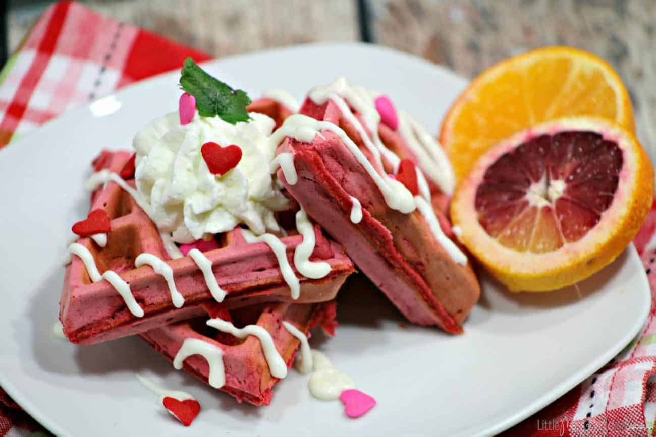 das perfekte Frühstück zum Valentinstag Herzwaffeln