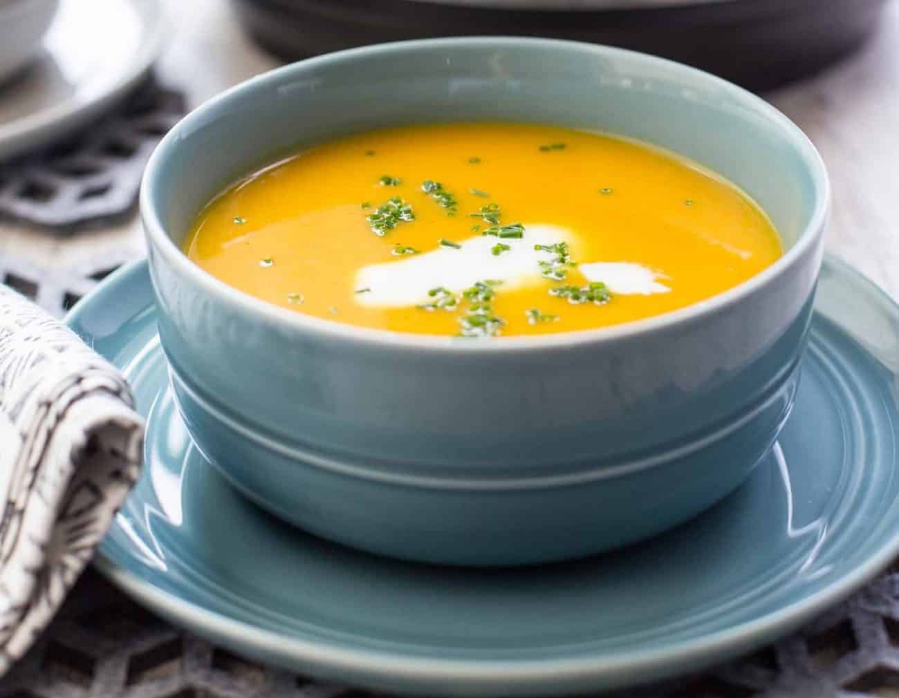 Butternut Kürbis Suppe mit Apfel in Schnellkochtopf 🍝 - Die Rezepte