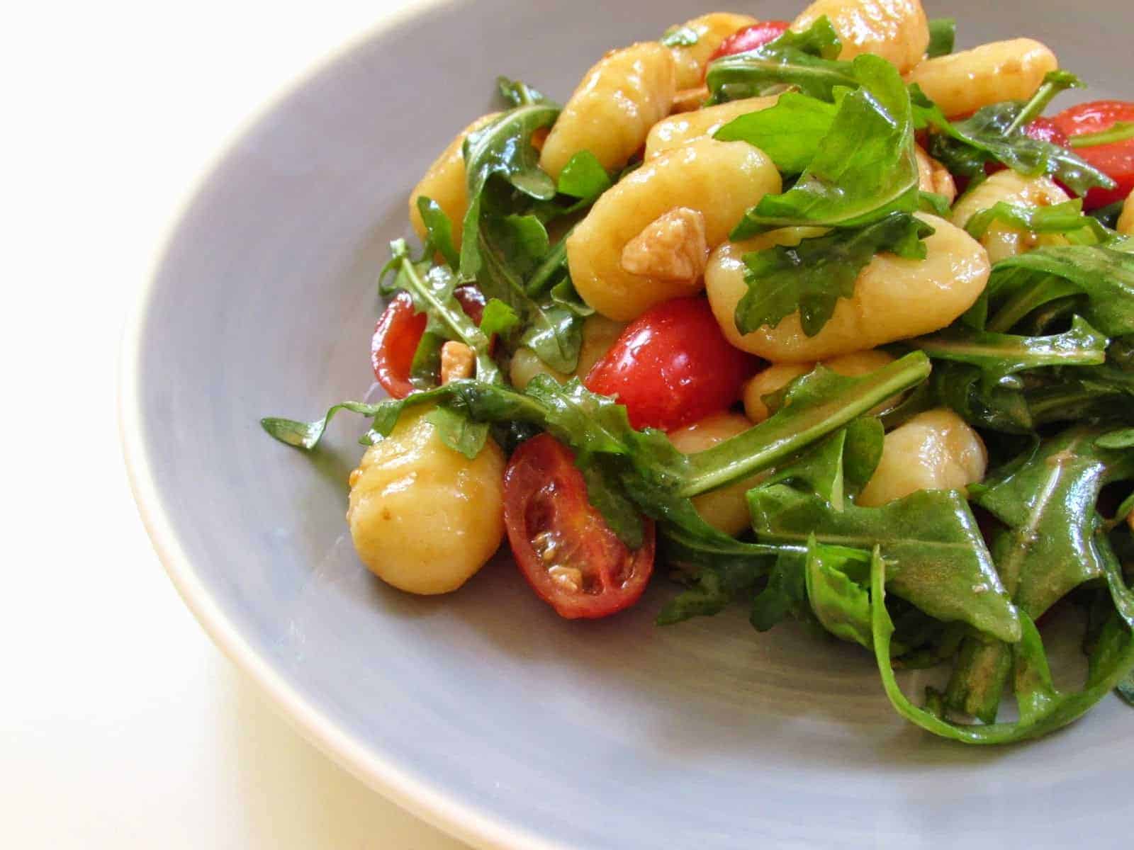 Gnocchi Salat mit getrockneten Tomaten für 20 Minuten: einfach wunderbar!