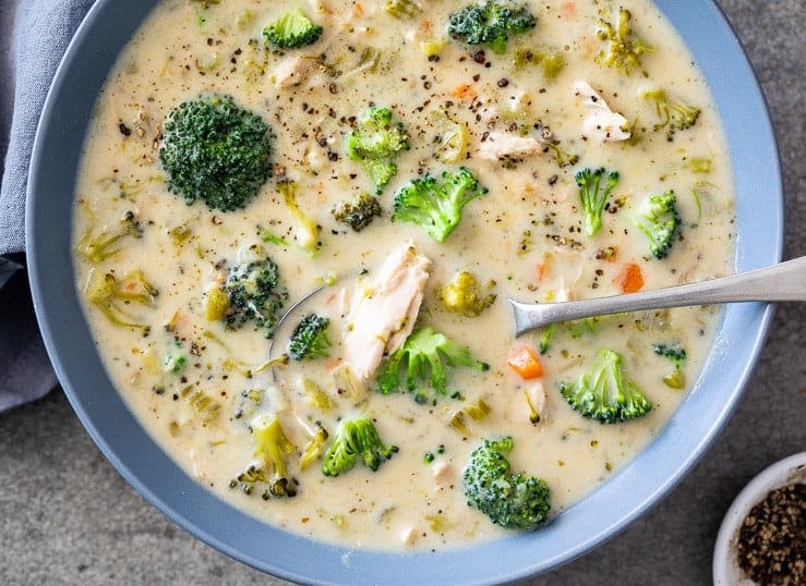 Brokkoli Suppe – nicht püriert & absolut toll
