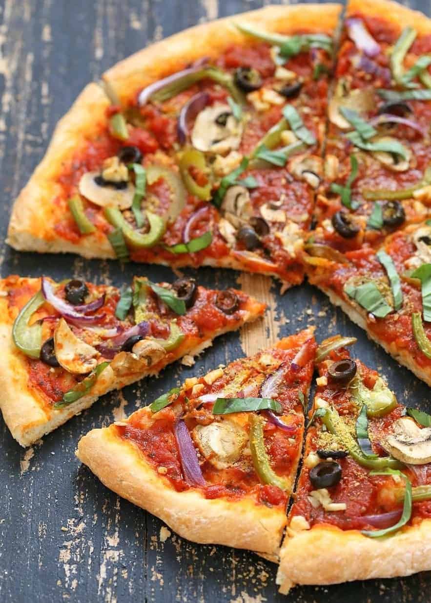 Vegane Pizza mit viel Gemüse: toll in 40 Min