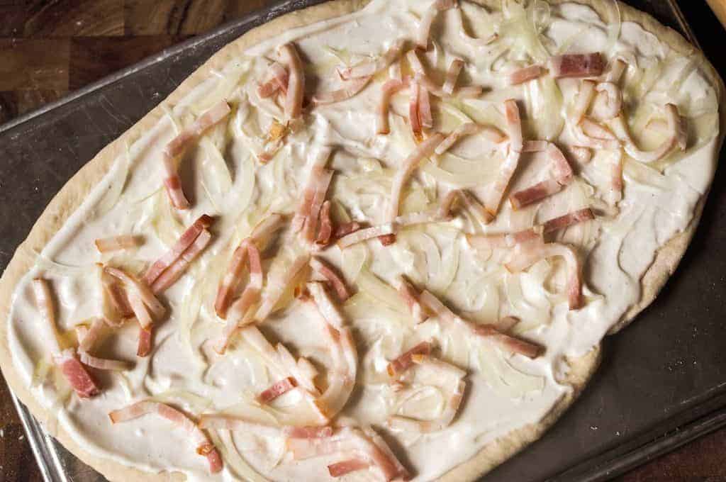 Originaler Elsässischer Flammkuchen (Tarte Flambée) - Die Rezepte