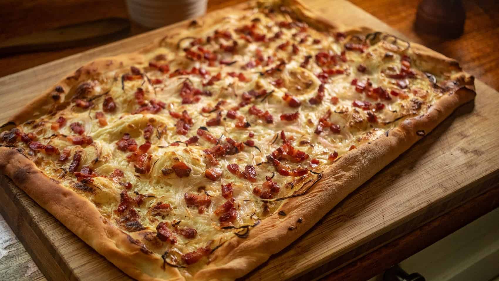 Elsässischer Flammkuchen (Tarte Flambée) - toll 🍝 - Die Rezepte