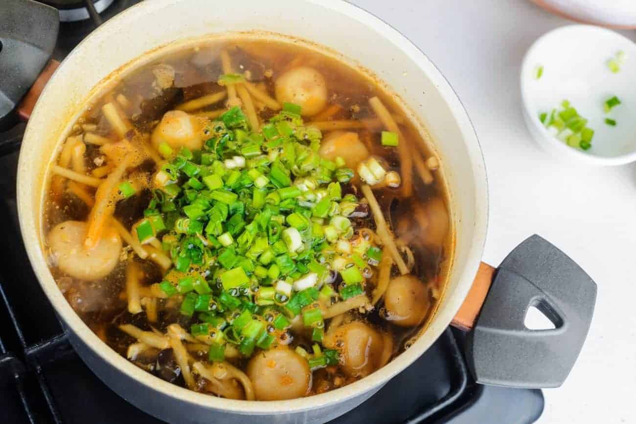 Einfache vegetarische chinesische Suppe! Exzellent ! 🍝 - Die Rezepte