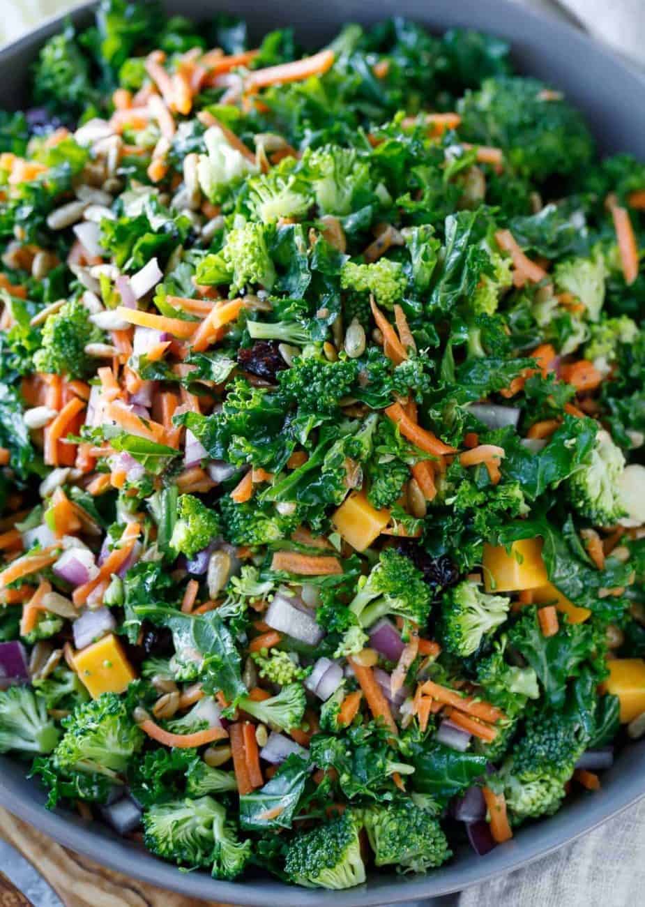 Kale oder Grünkohlsalat – gesund und lecker!