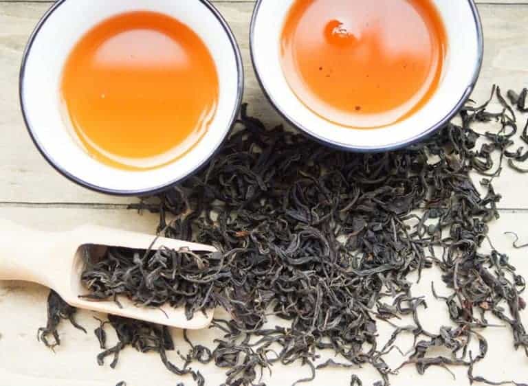 Schwarzer Tee trinken: Wie gesund ist er wirklich?