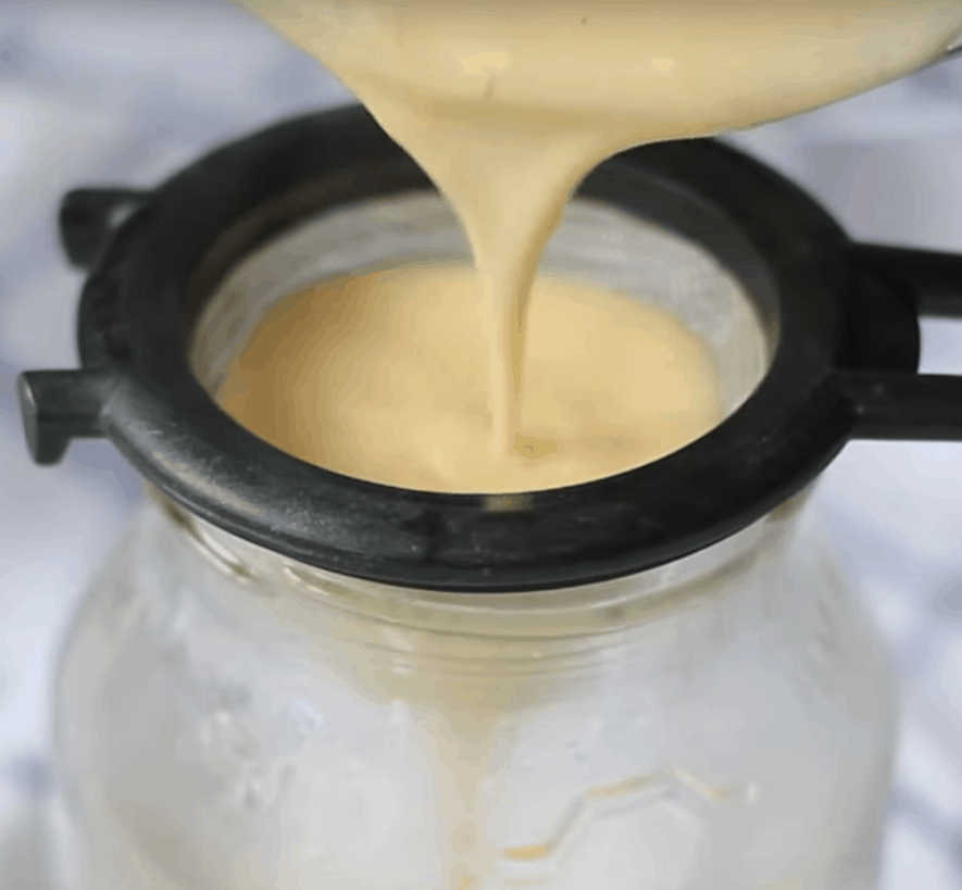 Vanillesoße: super lecker in nur 15 Minuten 🍝 - Die Rezepte