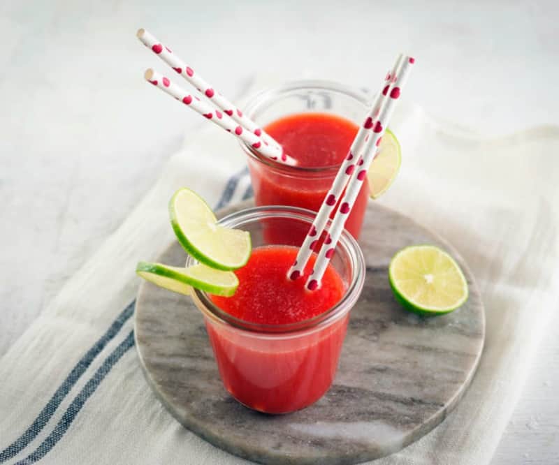 Erdbeerlimes mit Wodka in 15 Minuten: super erfrischend für den Sommer!