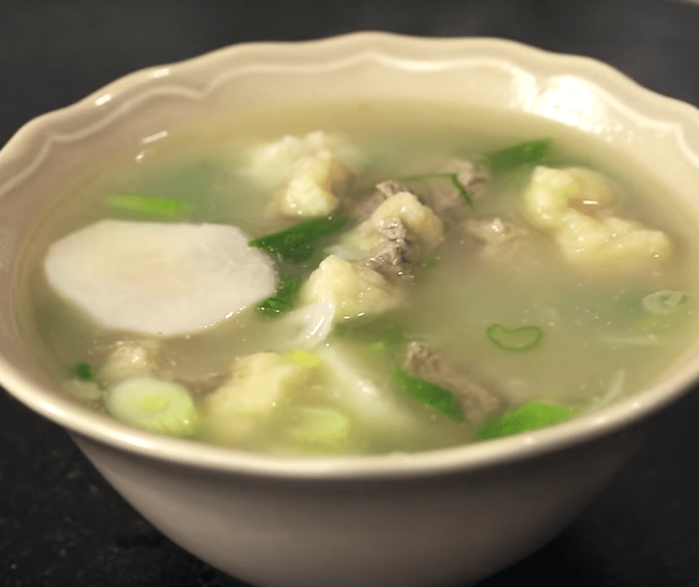 Koreanische Taro Suppe: beste 4-Portionen