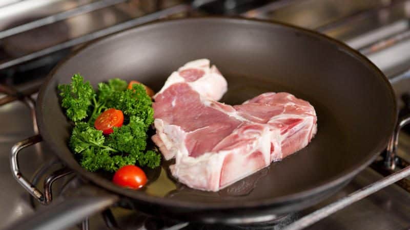Küchenhygiene Fleisch zubereiten