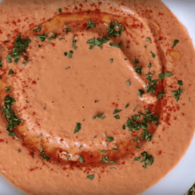 Hummus Rezept servieren